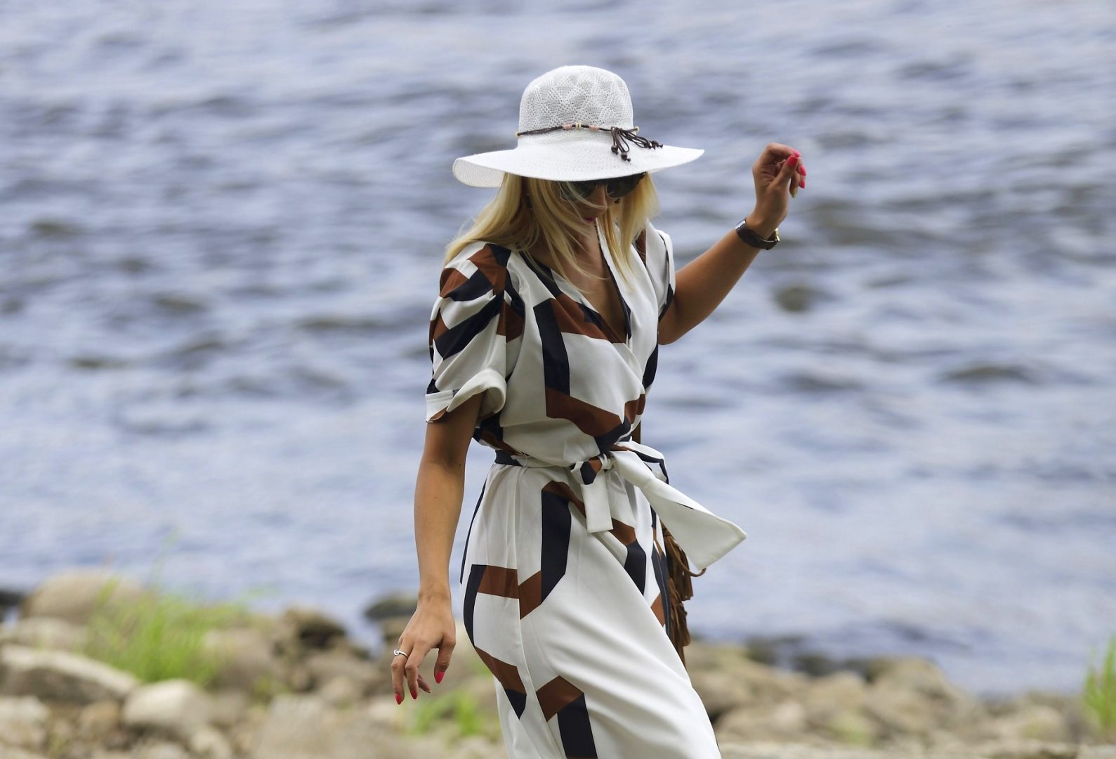 MAXI DRESS WITH HAT