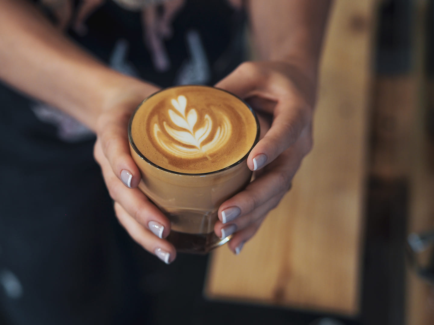 Jak kawa wpływa na nasze zdrowie? Zobacz, dlaczego warto ją pić.