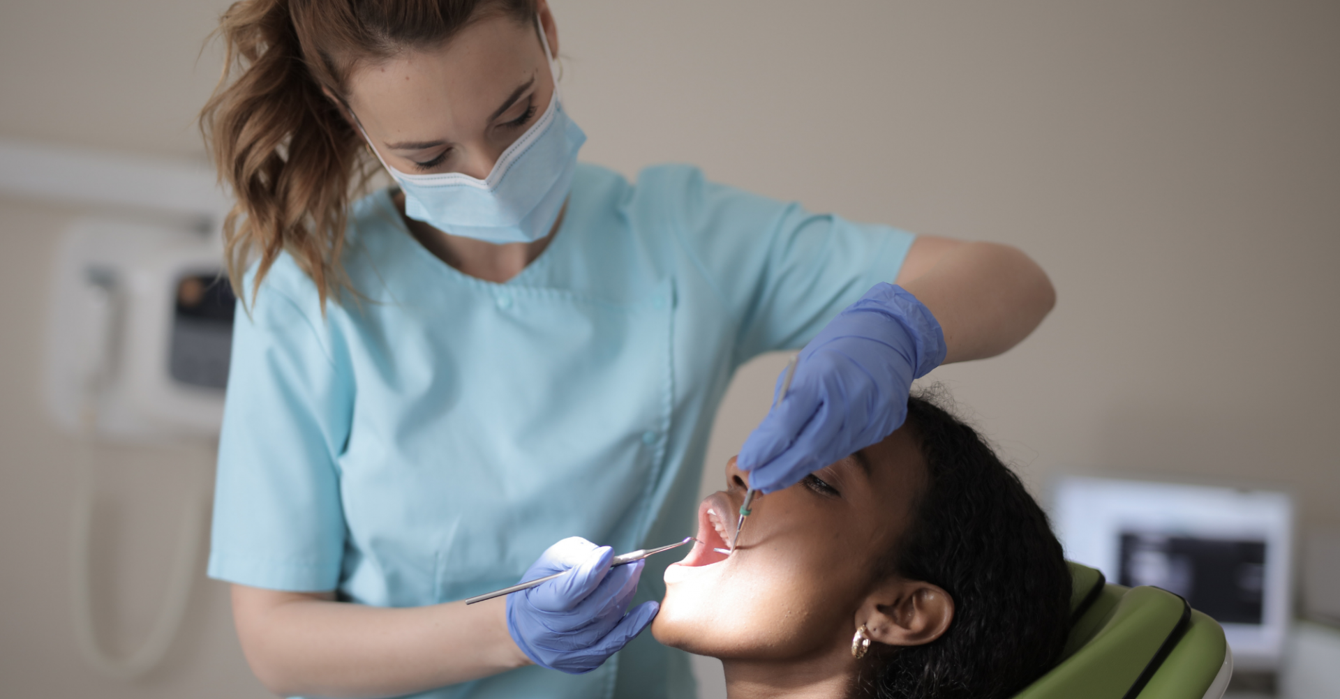 Jak bezpiecznie świadczyć usługi w gabinecie stomatologicznym?