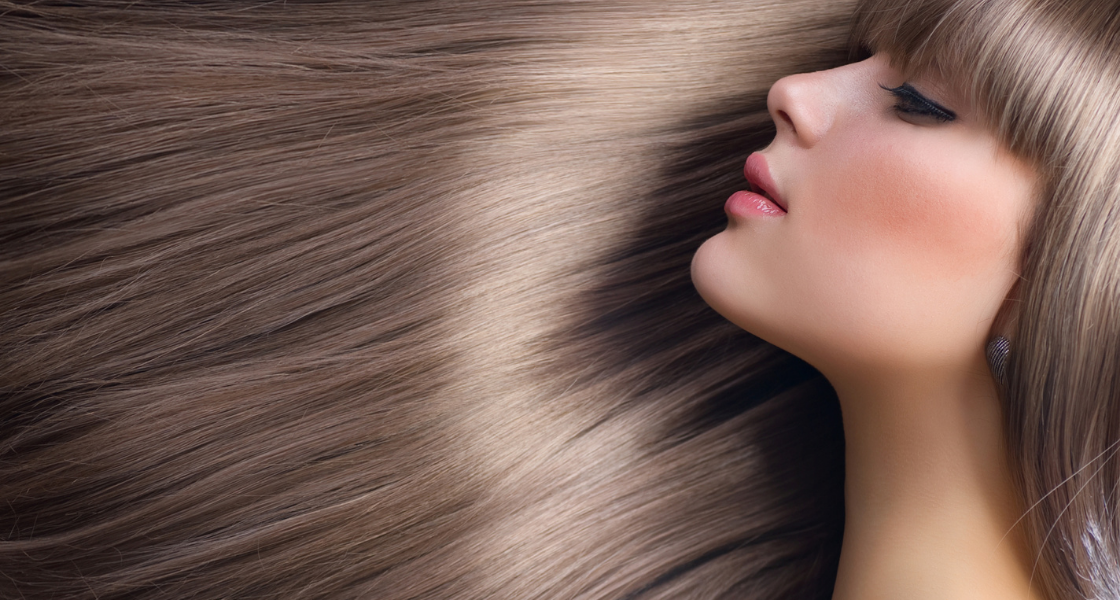 Ograniczenie puszenia włosów jesienią – 7 skutecznych sposobów