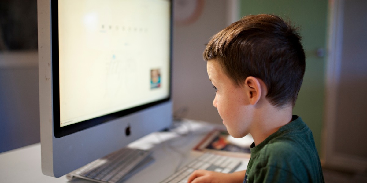 Bezpieczeństwo dziecka w sieci – porady dla rodziców. Blog Niedoskonała Mama